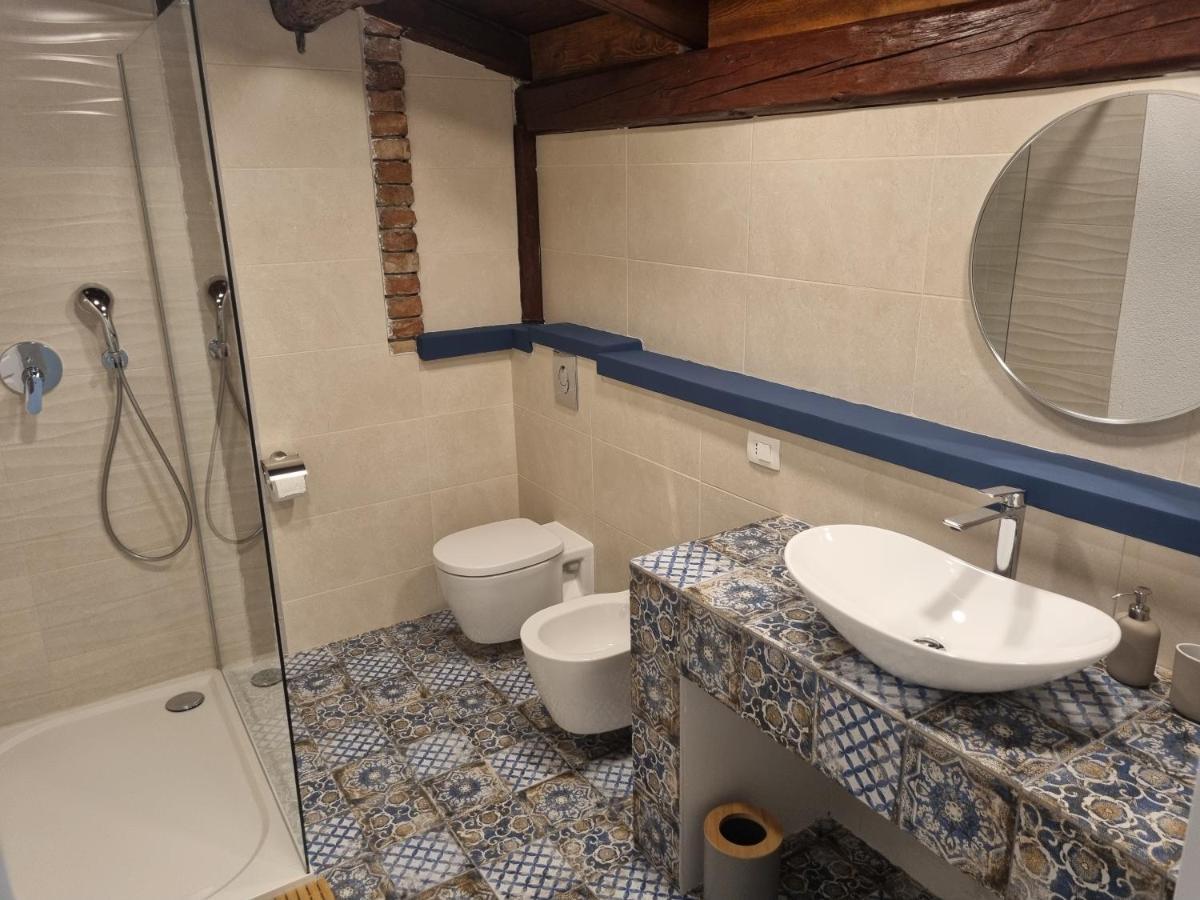 Rooms And Apartment Feral Rovinj Bagian luar foto