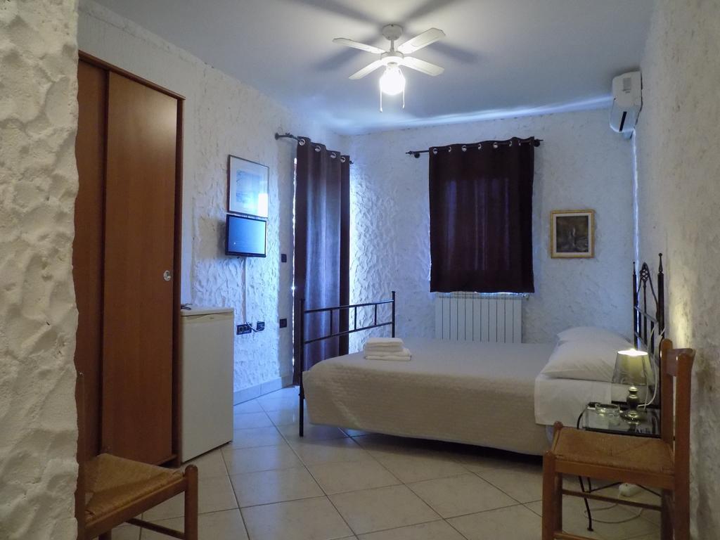 Rooms And Apartment Feral Rovinj Bagian luar foto
