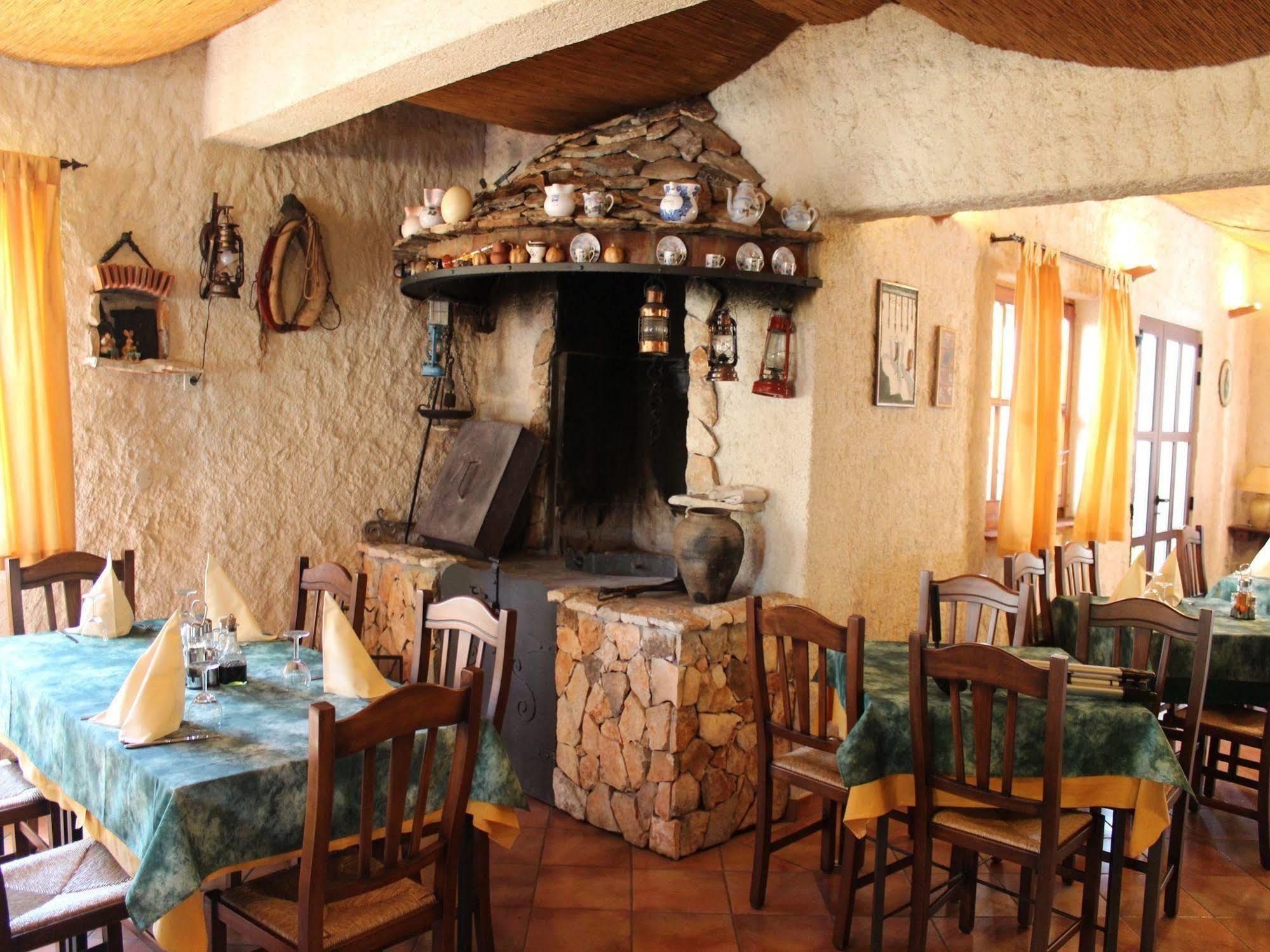 Rooms And Apartment Feral Rovinj Bagian luar foto