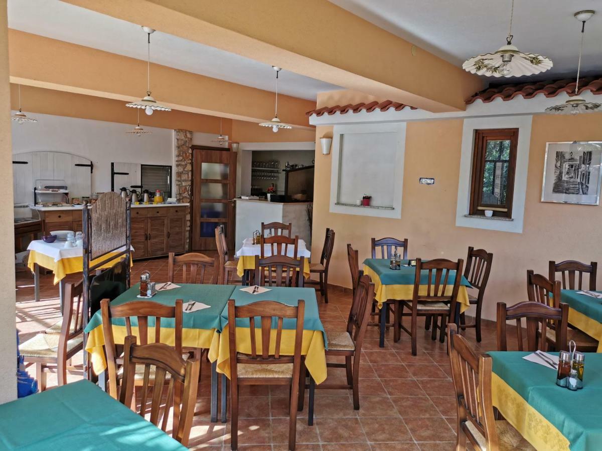 Rooms And Apartment Feral Rovinj Bagian luar foto